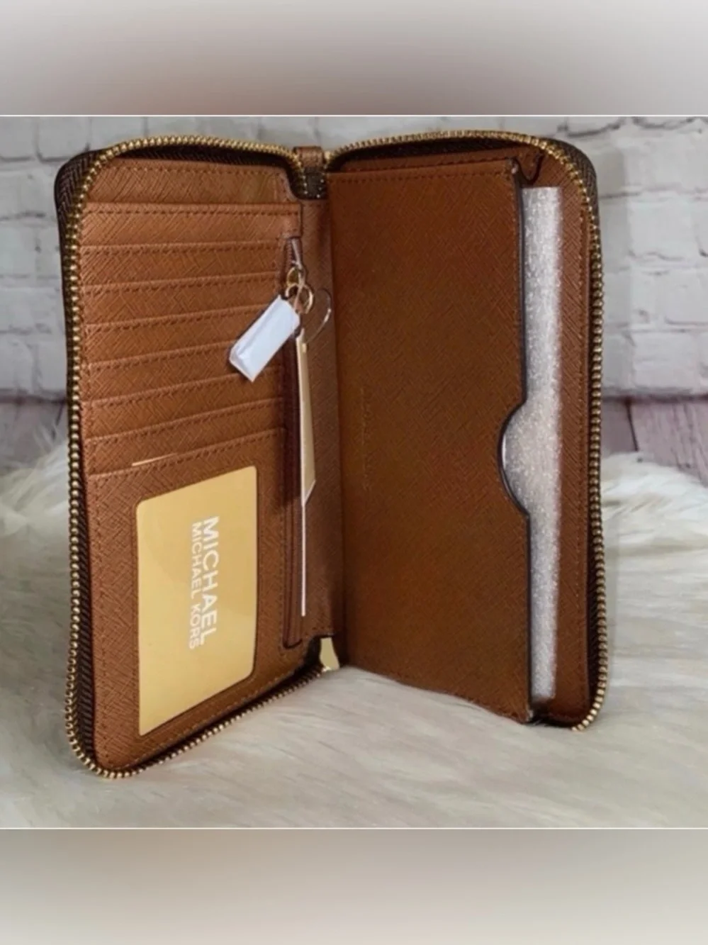Michael Kors JET SET TRAVEL Lg Flat MF Phone Case Wallet